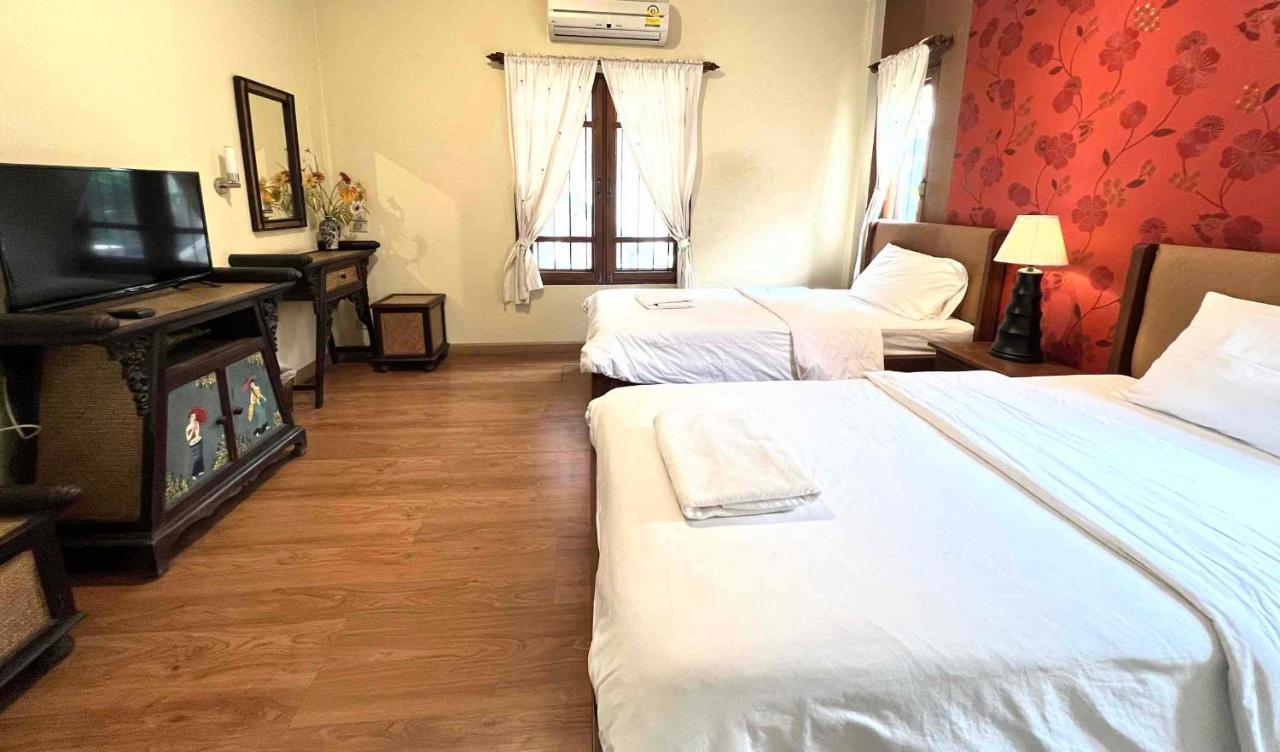 Plumeriahome Near Walking Street Chiang Mai Eksteriør billede